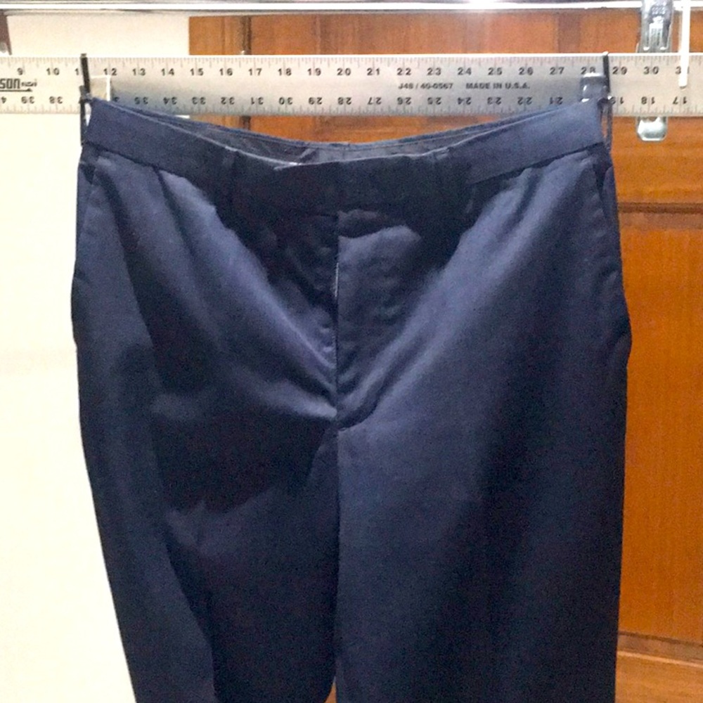 Very good condition dark blue 34 x 32